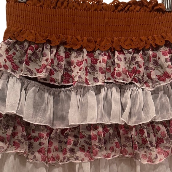 NWT Women’s Floral Lace Tiered Mini Western Style Boho Skirt Size S - Picture 4 of 5
